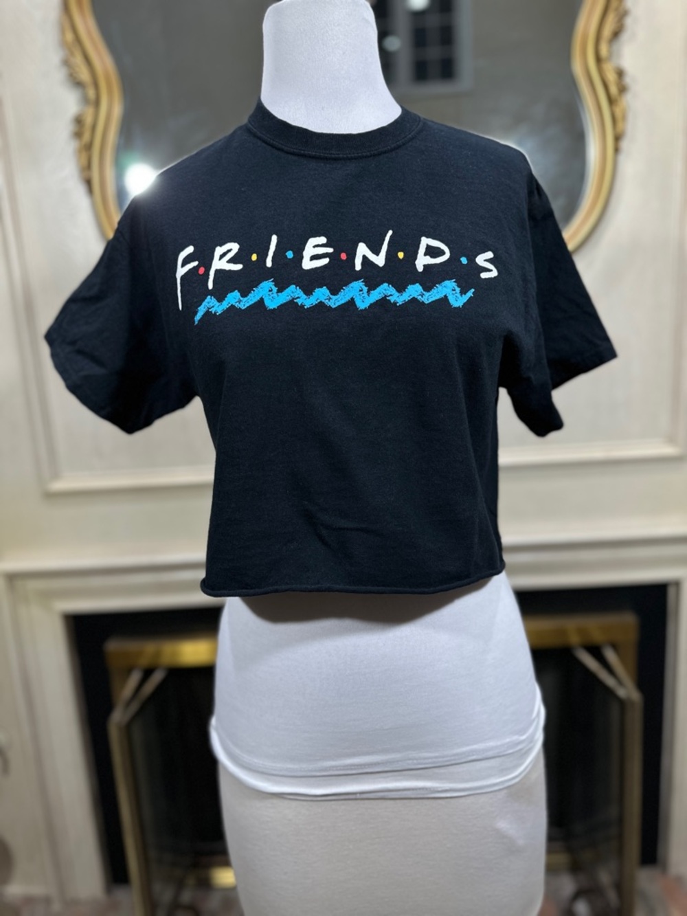 Friends Shirt Size Small Black Cropped Indie Sleaze Y2K Retro